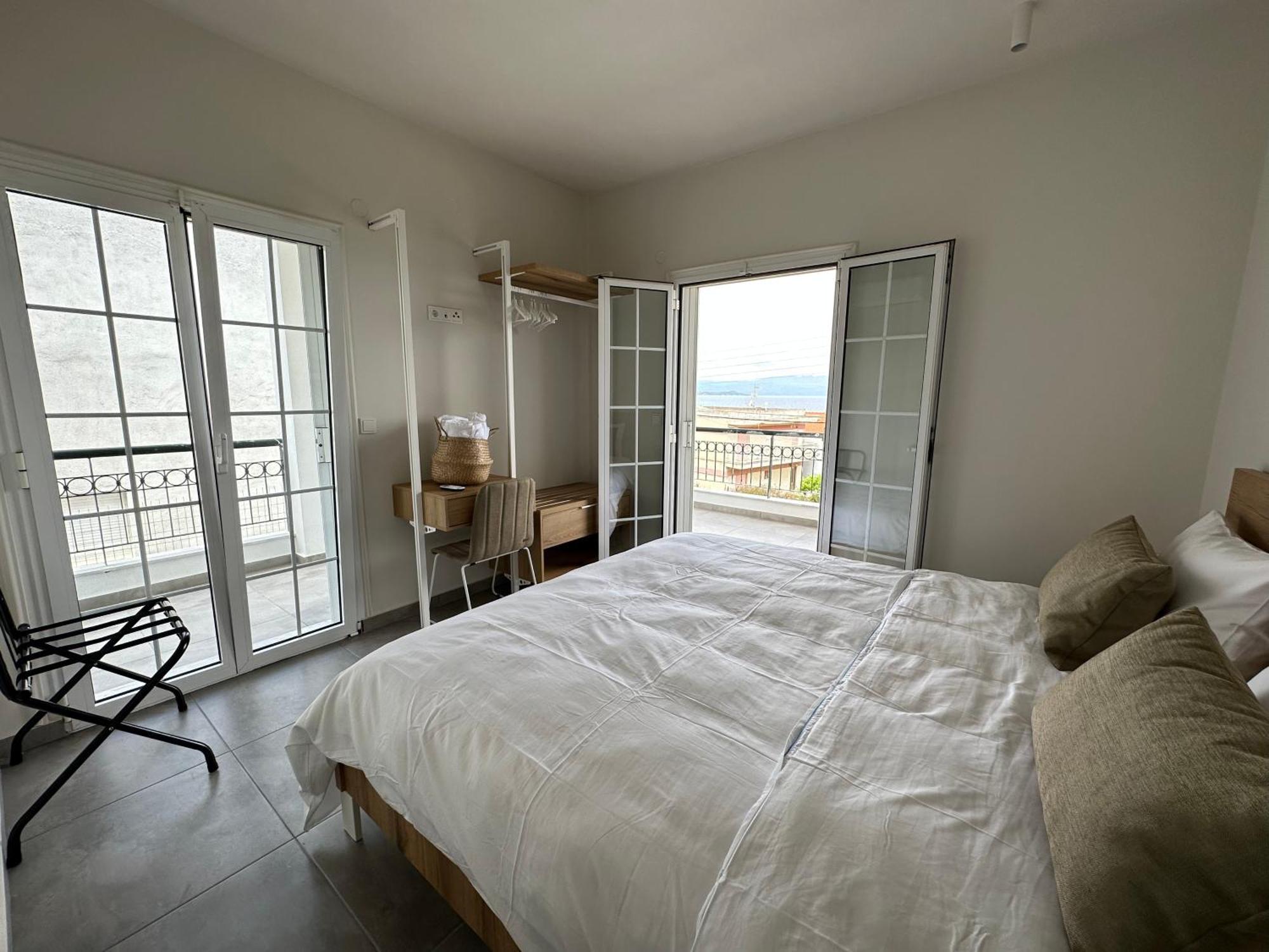 Villa Eleni Greece - Wonderful Sea View Studios 네아 로다 외부 사진