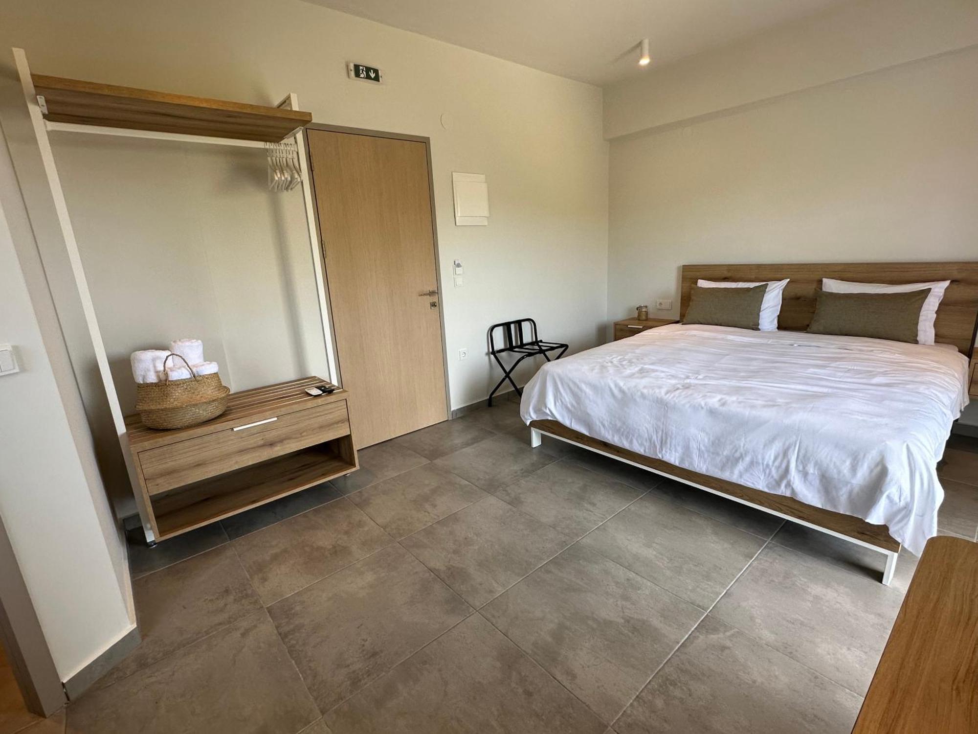 Villa Eleni Greece - Wonderful Sea View Studios 네아 로다 외부 사진
