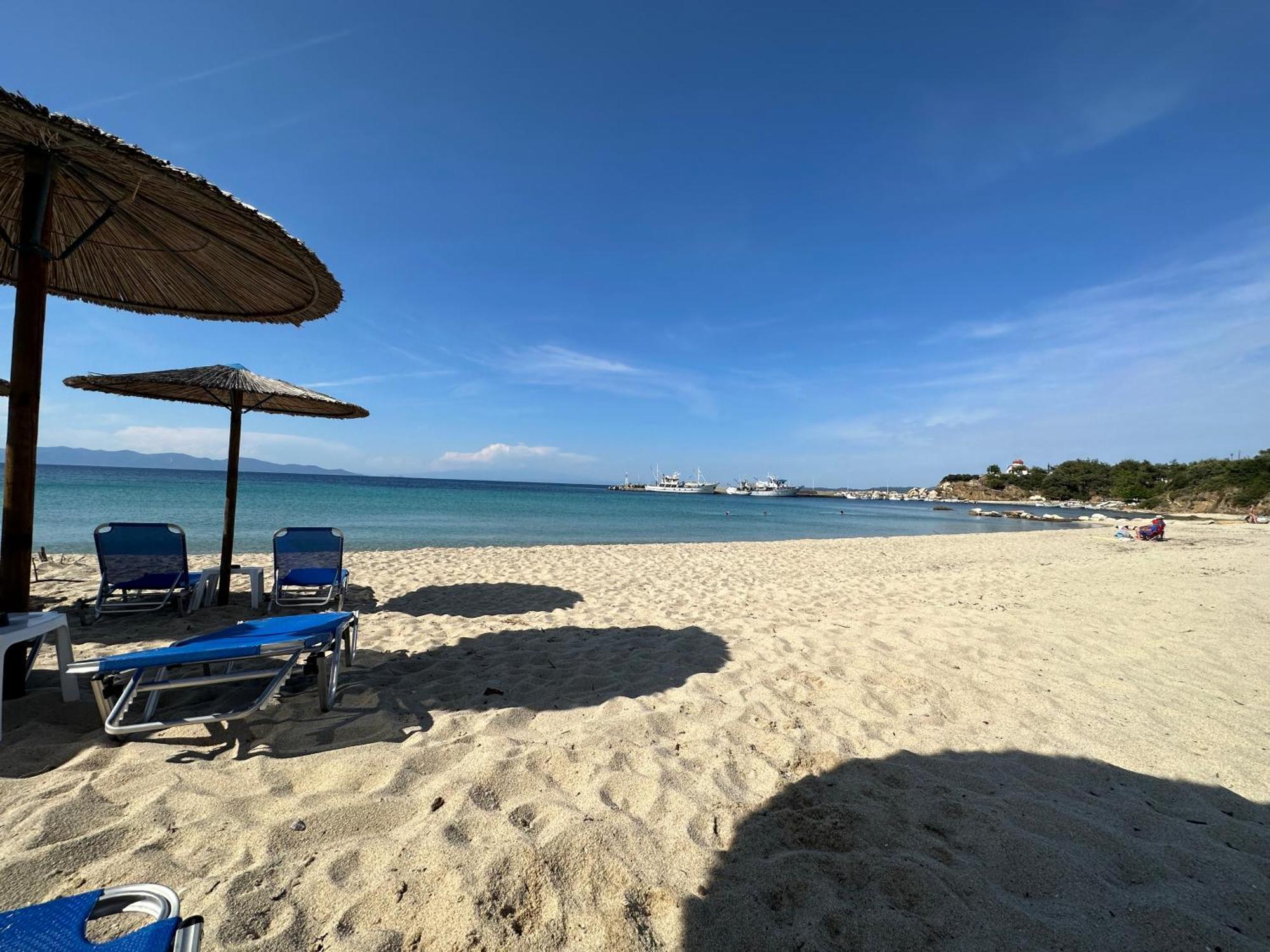 Villa Eleni Greece - Wonderful Sea View Studios 네아 로다 외부 사진